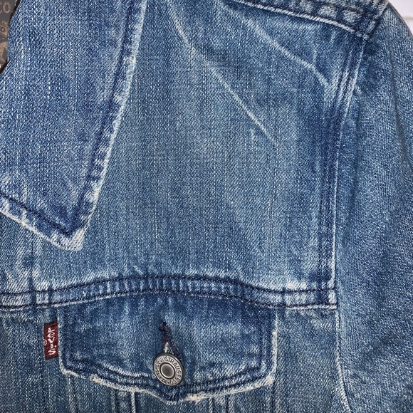 Levi’s Silver Label Denim Trucker Jean Jacket - Picture 11 of 16